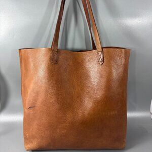 Madewell Transport Tote in English Saddle
